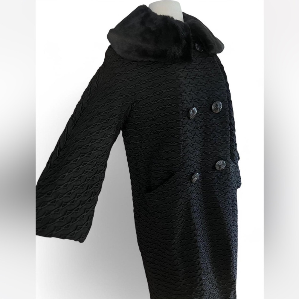 Elegant Black Textured MCM Women's Len Artel Boiled Wool Coat. Size small